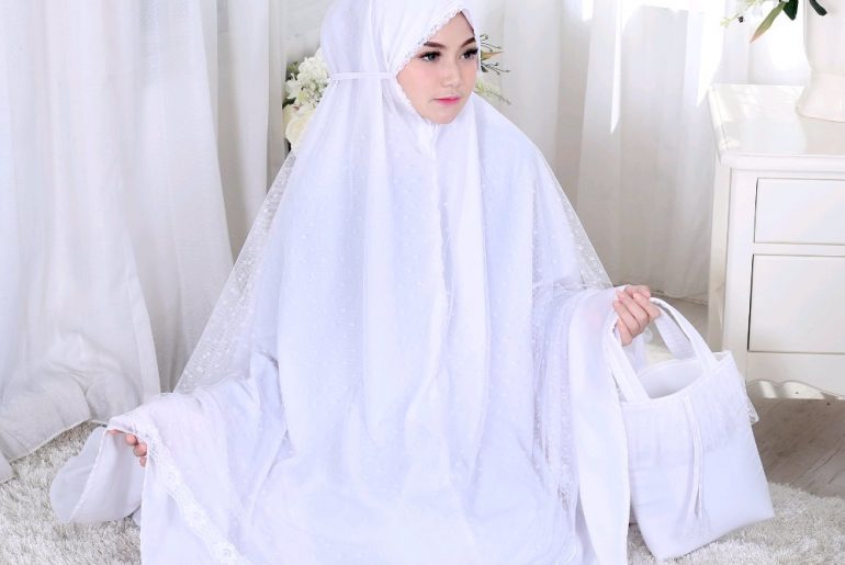 Ini 8 Cara Mencuci Agar Pakaian Putih Lebih Awet