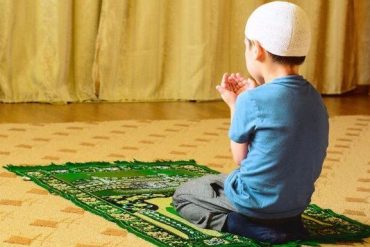 Ingat 6 Hal Ini untuk Menjaga Agar Tetap Ikhlas Beribadah