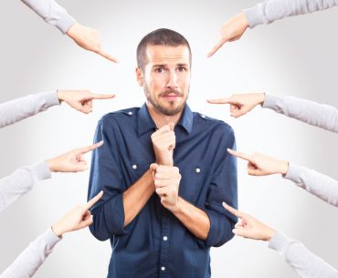 4 Akibat Jika Kritik Tidak Dikemas dengan Baik 4 Akibat Jika Kritik Tidak Dikemas dengan Baik