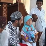 Gadis Lima Tahun Ini Serahkan Celengan Hajinya untuk Warga Palestina