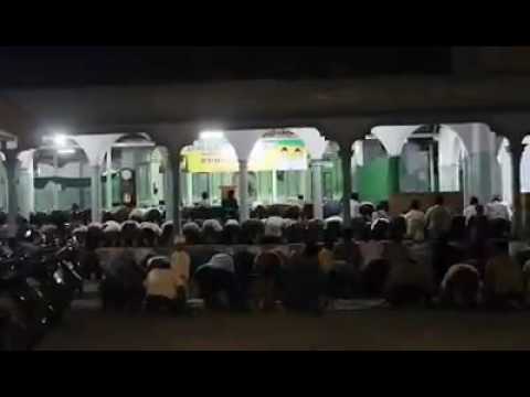 Fenomena Tarawih Kilat. Bolehkah?