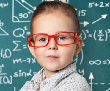 Ingin Anak Tumbuh Cerdas dan Brilian? Lakukan Hal Ini