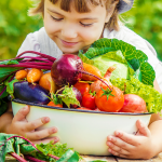 7 Cara Agar Anak Menyukai Sayuran