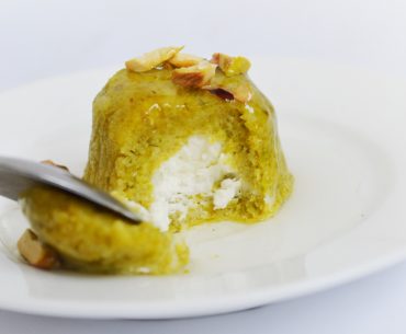 Nikmatilah Mafroukeh saat Berbuka. Manis, Gurih, Lembut. Buka Puasa dengan Mafroukeh, Kue Timur Tengah yang Manis, Gurih, dan Lembut