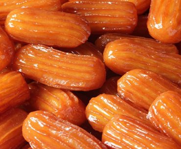 Balah El Sham, Churros Ala Timur Tengah Balah El Sham, Churros Ala Timur Tengah dengan Siraman Sirup Gula