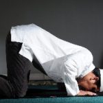 Ingin Shalat Tarawih Sendiri? Perhatikan 5 Hal Ini