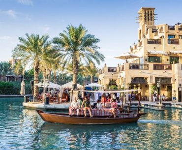 Madinat Jumeirah, Ketika Suasana Arab Tradisional Berpadu dengan Kemewahan