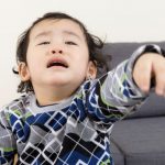 7 Cara Mengatasi Anak yang Suka Merengek