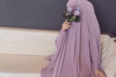 Ketika Orang Alim Dinasehati Seorang Wanita