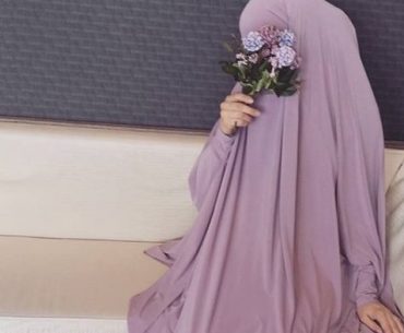 Ketika Orang Alim Dinasihati Seorang Wanita Ketika Orang Alim Dinasehati Seorang Wanita
