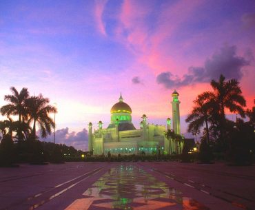 Sehat & Berpahala Dengan Jalan Kaki Ke Masjid! Sehat & Berpahala Dengan Jalan Kaki Ke Masjid!