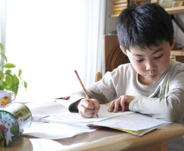 Mengajarkan Disiplin pada Anak dengan 5 Cara yang Positif