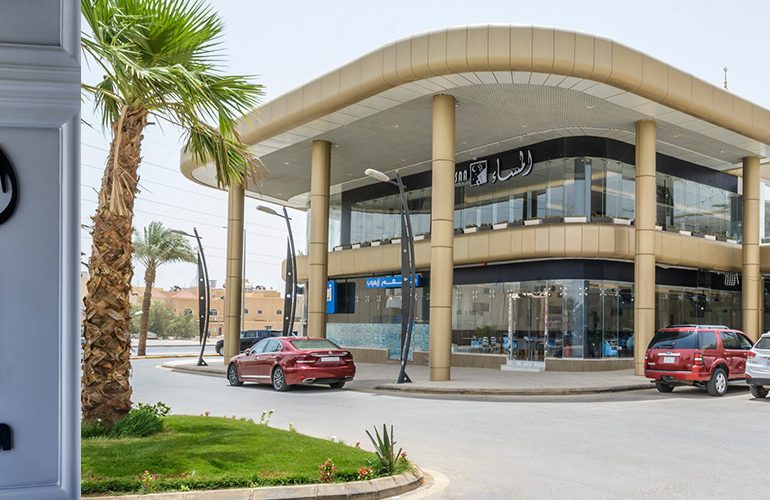 Menikmati Suasana Al Masaa, Cafe di Riyadh yang Bisa Menampung 1.000 Orang