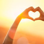 Menjadi Pribadi yang Penuh Cinta dengan 6 Cara Ini