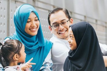 Ini Cara Menjadi Orang Tua yang Menyenangkan Bagi Anak