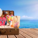 Punya Uang, Pilih Belanja Atau Traveling?