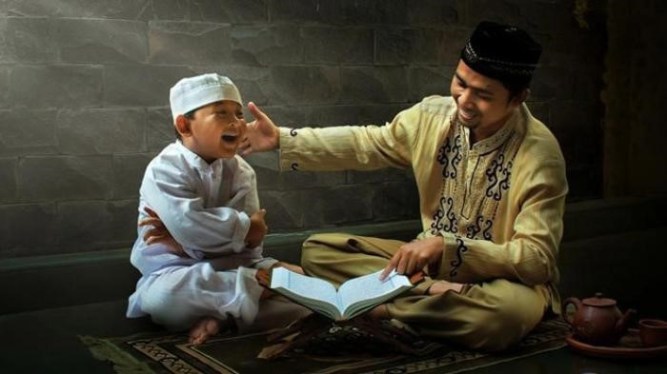 Ini Keuntungan Mendidik Anak Secara Religius
