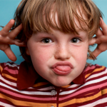 Mengapa Anak Menjadi Nakal? Ini Penyebabnya