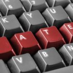 Jangan Biarkan Benci Bersarang di Hati. Ini 4 Cara Menyingkirkannya