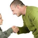 Bagaimana Mengajari Anak Cara Menghormati Orang Tua?