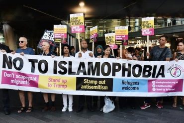 Iklan Inggris Mendesak Orang untuk Melawan Islamophobia