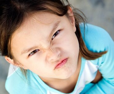 Anak Saya Sangat Keras Kepala, Apa yang Harus Dilakukan? Anak perempuan saya yang berusia 9 tahun sangat keras kepala, apa yang harus dilakukan?