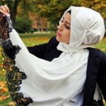 Sering Dibilang 'Baper'? Lakukan Ini