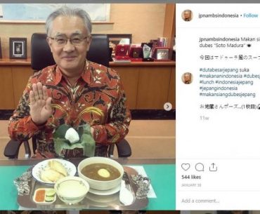 Dubes Jepang Ini Menarik Pengguna Instagram Gara-Gara Unggahannya Dubes Jepang Ini Menarik Pengguna Instagram Gara-Gara Unggahannya