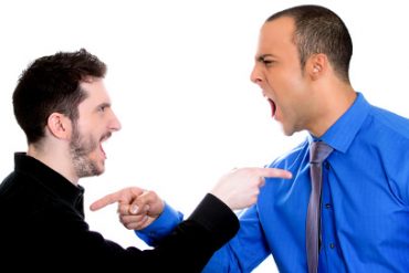 Jangan Mencela, Jika Tidak Mau Mendapat Ini