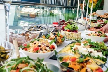Ini ‘Brunch’ Ala Dubai yang Luar Biasa. Tertarik Mencoba?