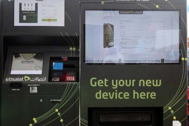 Beli Smartphone Hanya 5 Menit dengan Mesin Ini