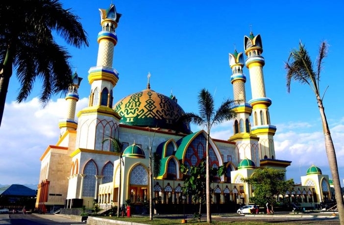 Wajib Tahu! Ini Sebab Lombok Jadi Destinasi Wisata Halal Utama Indonesia