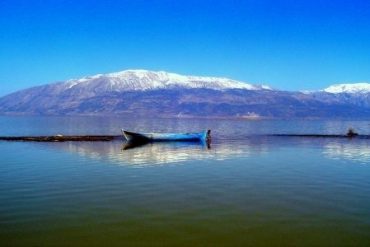Kamu Penyuka Ketenangan? Datanglah ke Danau Işıklı. Ini Alasannya
