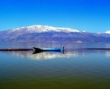 Kamu Penyuka Ketenangan? Datanglah ke Danau Işıklı. Ini Alasannya