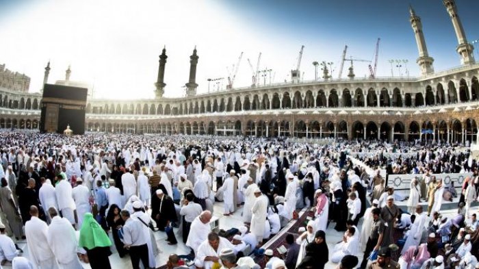 Heat Stroke Mengancam Jamaah Haji, Lakukan Ini untuk Mencegahnya