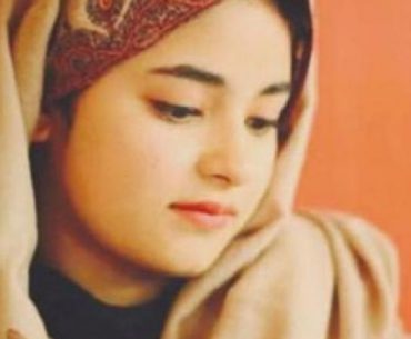 Aktris Berhenti dari Bollywood, Mengatakan “Itu Merusak Hubungan Saya dengan Allah” Aktris Berhenti dari Bollywood, Mengatakan "Itu Merusak Hubungan Saya dengan Allah"