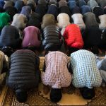 Bagaimana Seharusnya Seorang Mukmin Memposisikan Diri? Begini Nasihat Ali bin Abi Thalib