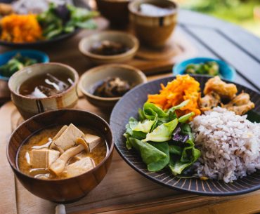 Intip Gaya Makan Sehat dari Berbagai Wilayah di Dunia. Siapa Tahu Bisa Ditiru
