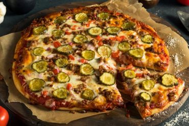 Inovasi Baru, Pizza Topping Acar Timun. Mau?