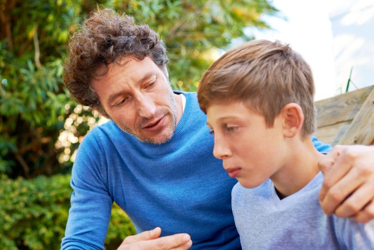 Daripada Memukul Si Kecil, Lebih Baik Katakan Kalimat Ini