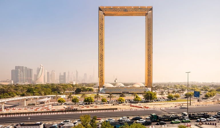 Wow! Ini Pemandangan Menakjubkan dari Bingkai Terbesar di Dunia