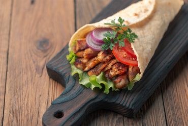 Kuliner Khas Arab Saudi saat Umroh