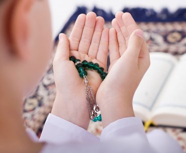 11 Tips Mengajarkan Anak Puasa yang Ampuh tips mengajarkan anak puasa