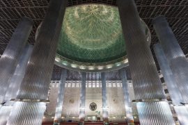 Wajib Dikunjungi, Ini 14 Masjid Bersejarah di Indonesia