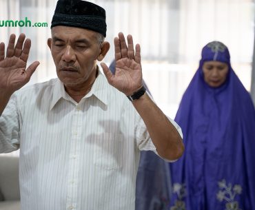 hukum sholat tahajud berjamaah