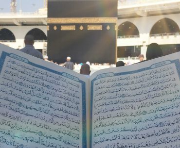 Menakjubkan, Inilah Manfaat Luar Biasa Membaca Al Quran manfaat membaca al quran
