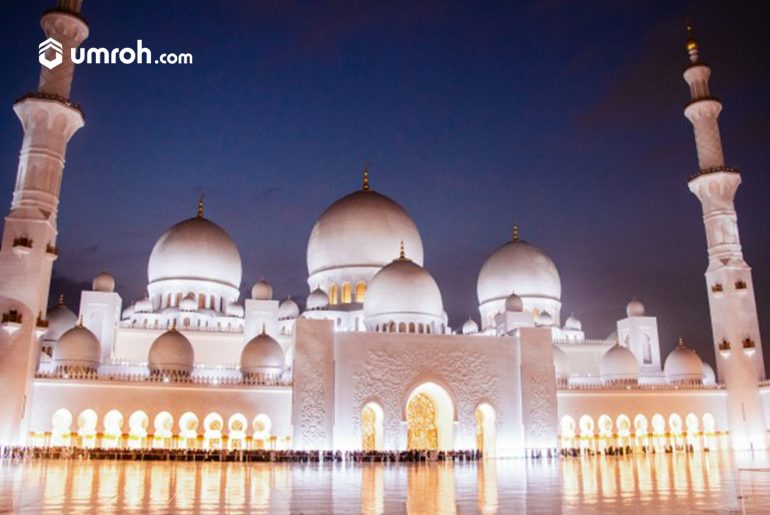 Pemandangan Terindah Masjid Apung di Jeddah masjid qiblatain