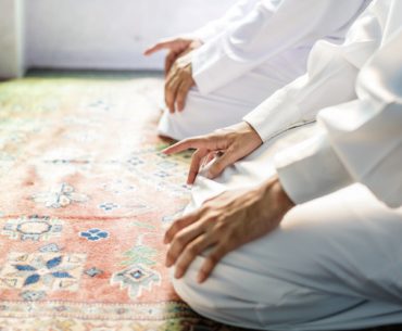 Perbedaan Sholat Rawatib Muakkad dan Ghoiru Muakkad