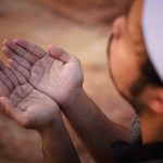 Wajib Tahu! Ternyata Ini Lho Hukumnya Berzakat