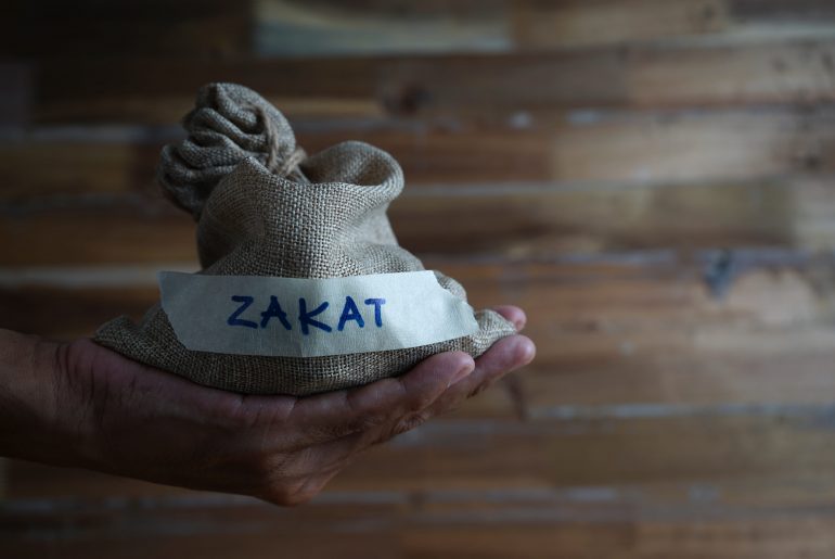 Suka Lupa dan Menyepelakan Zakat? Ini Akibatnya! akibat lupa dan menyepelekan zakat (source shutterstock)